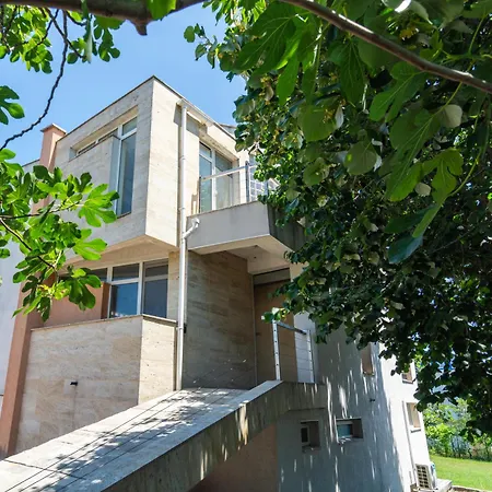 Happy-u House - Modern And With Stunning View Prázdninový dům