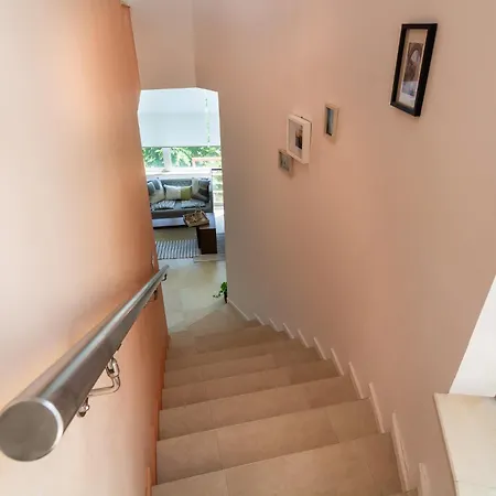 Prázdninový dům Happy-u House - Modern And With Stunning View