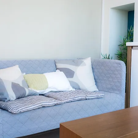 Happy-u House - Modern Sea View Retreat For Every Seasons