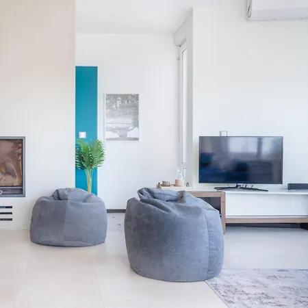 Happy-u House - Modern Sea View Retreat For Every Seasons