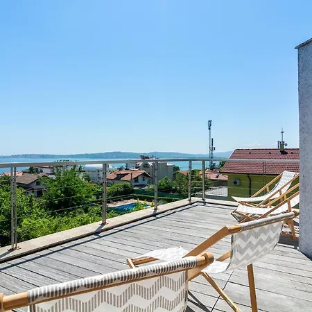 Happy-u House - Modern And With Stunning View Vakantiehuis