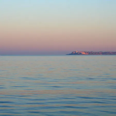 بيت للعطل Happy-u House - Modern Sea View Retreat For Every Seasons