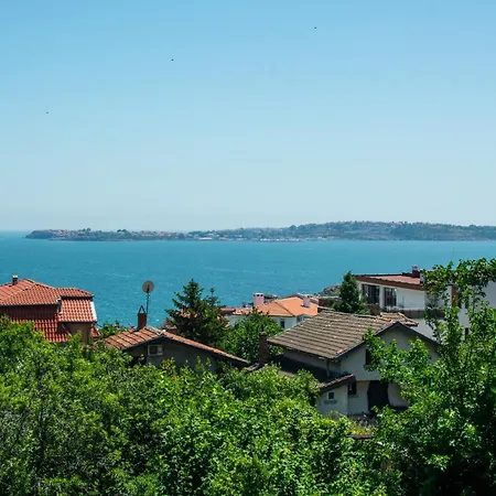 Happy-u House - Modern And With Stunning View Case de vacanță