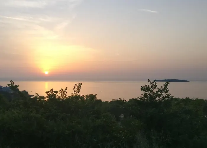 Happy-u House - Modern And With Stunning View Tatil Evi