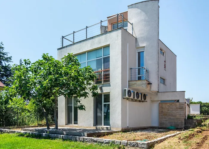 Happy-u House - Modern And With Stunning View * Chernomorets