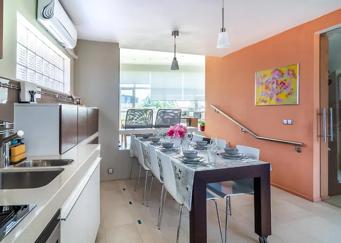 Happy-u House - Modern And With Stunning View Tatil Evi *